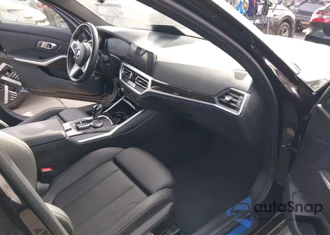 2022 BMW 330I z USA, uszkodzony, nr VIN 3MW5R1J07N8C71454